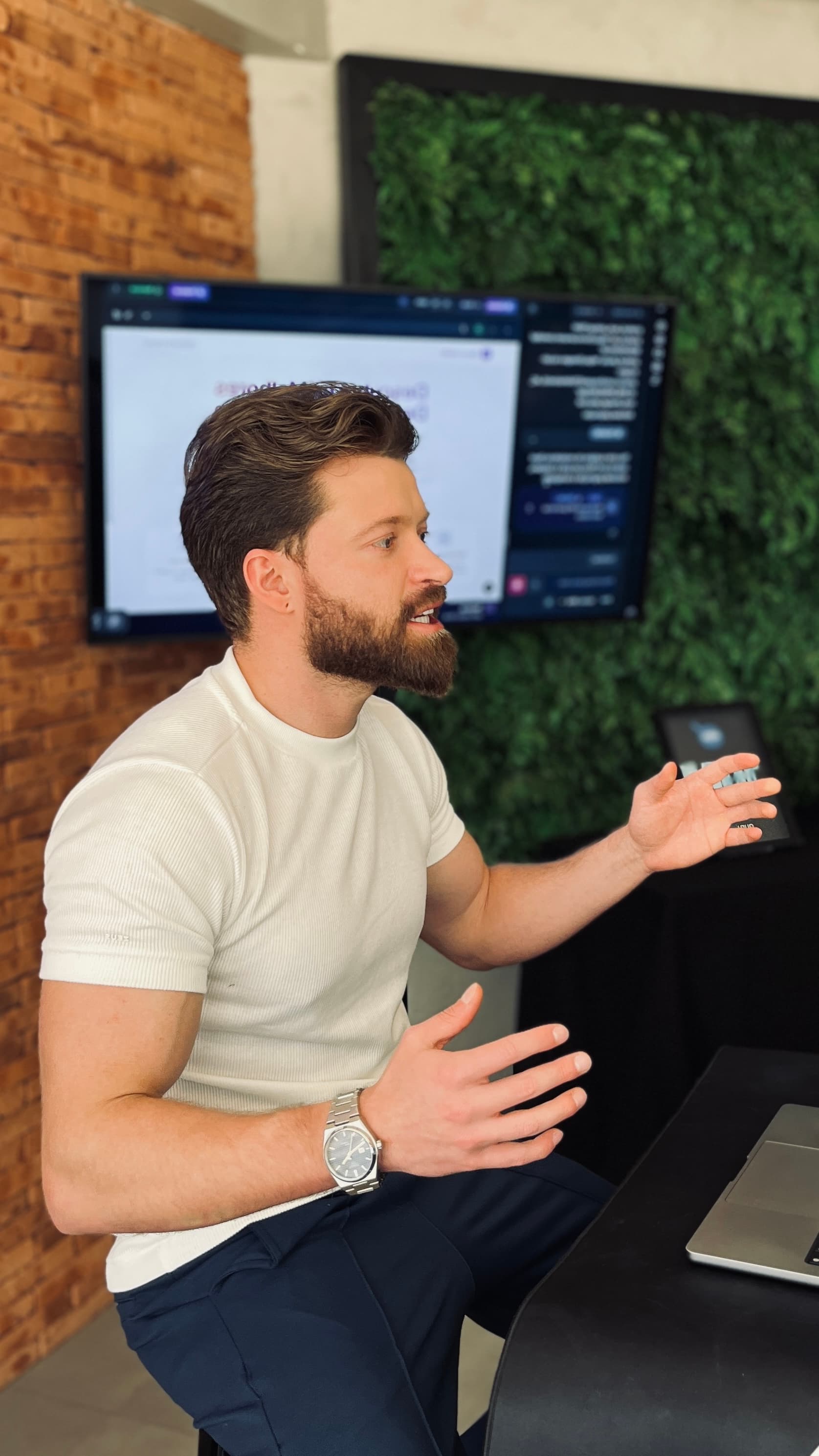 Fabiano Carvalho, Vibehub Academy